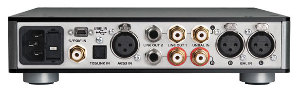 grace-design-m903-rear