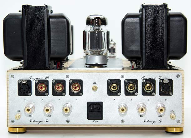 Audiofilia-AF-Int-2-rear