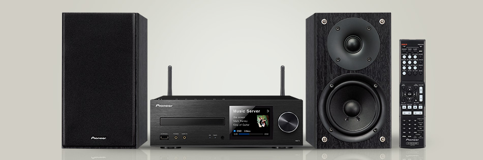 pioneer X-HM72-music server