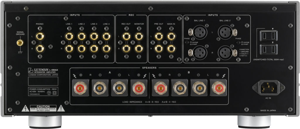 Luxman L-590AX MKII rear