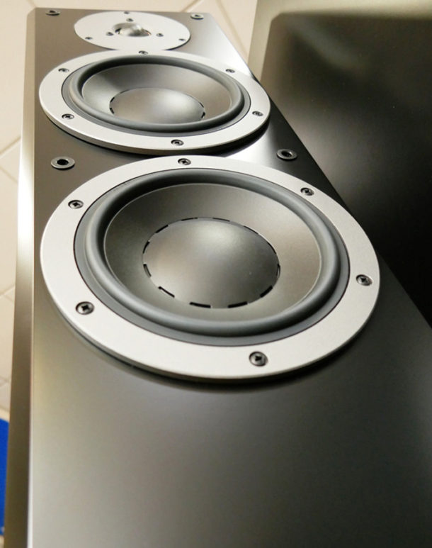 Dynaudio Emit M30-casse-pavimento