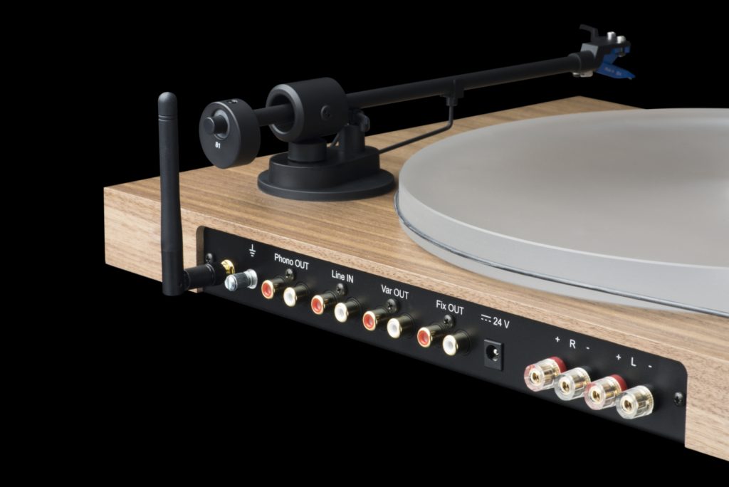 Pro-Ject Juke Box S2 rear