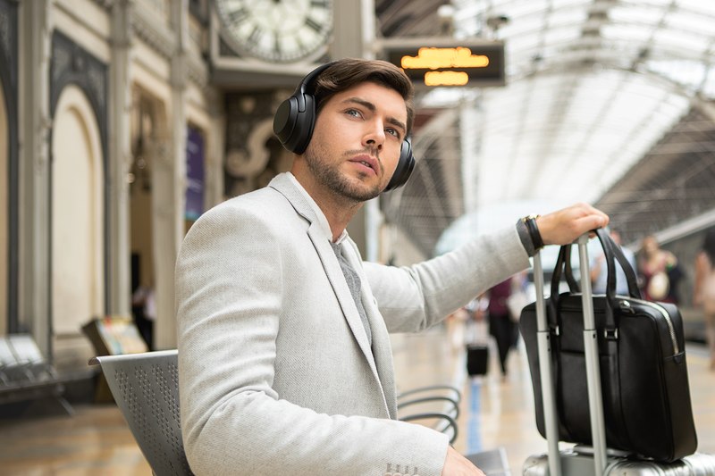 Sony WH-1000XM3 travel