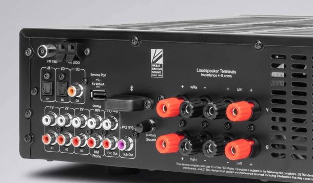 Cambridge Audio AXR100D, sintoamplificatore da 100 watt con ingressi (anche) digitali e Bluetooth 9 Cambridge Audio AXR100D ingressi