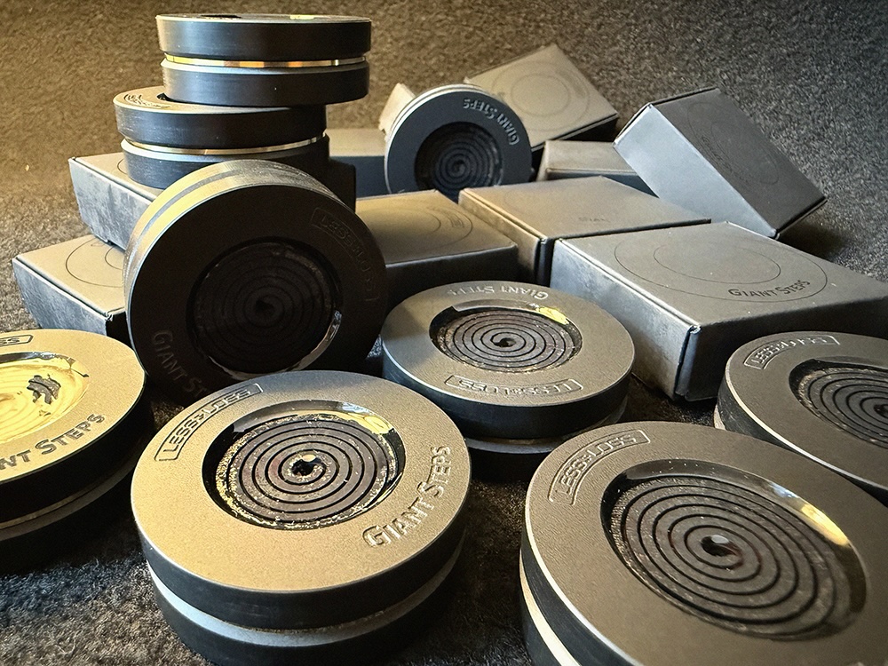 * Test * Recensione: piedini LessLoss Giant Steps 1 LessLoss Giant Steps