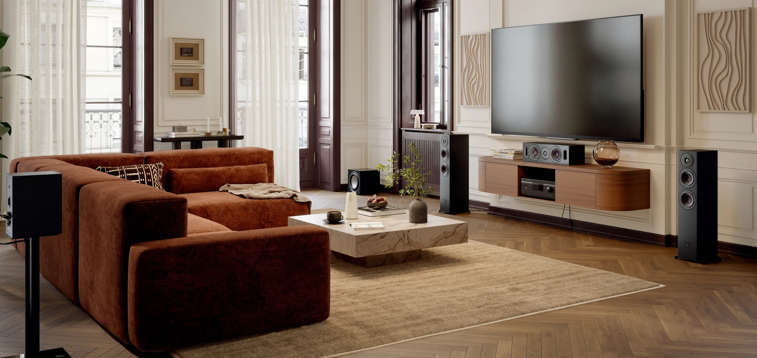 Dali Sonik: la nuova serie di diffusori Hi-Fi che ridefinisce il rapporto qualità-prezzo 4 SONIK 1 5 CINEMA Black Ash Lifestyle Surround wide scaled