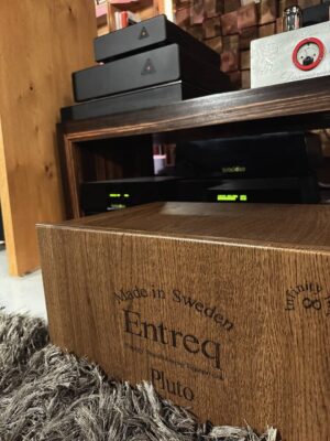 * Test * Prova: Entreq Pluton e Eartha Olympus, la messa a terra come filosofia sonora 4 entreq pluto recensione prova test