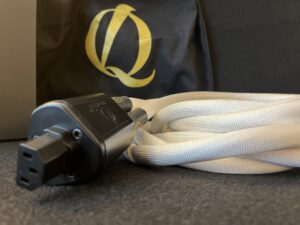 QSA Lanedri Ultimatum Infinity AC Power Cable IMG 6077